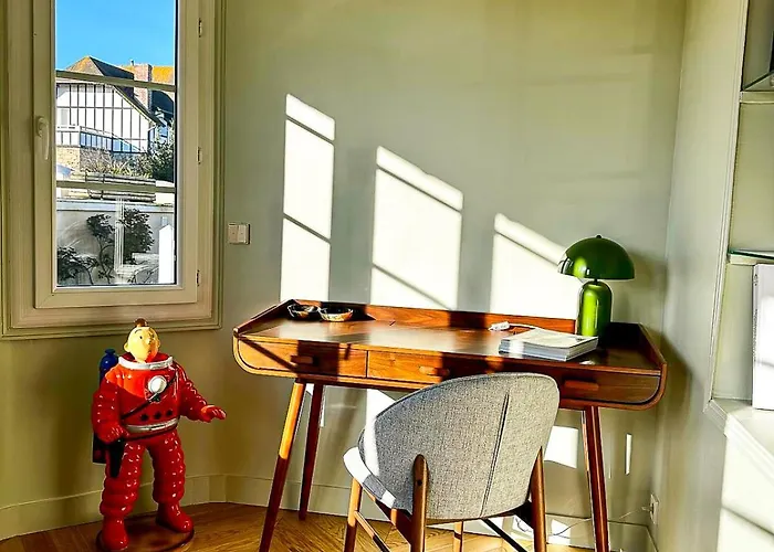 Vila Georgia - Elegante Anglo-normande Avec Jardin - A 100 M Bénerville-sur-Mer