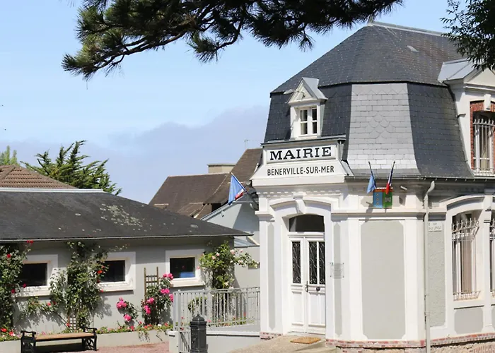 Georgia - Elegante Anglo-normande Avec Jardin - A 100 M Vila Bénerville-sur-Mer