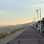 Georgia - Elegante Anglo-normande Avec Jardin - A 100 M Villa Bénerville-sur-Mer